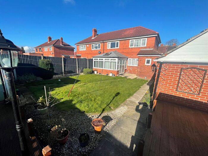 2 Bedroom Semi-Detached House For Sale In Central Avenue, Fitzwilliam, Pontefract, WF9
