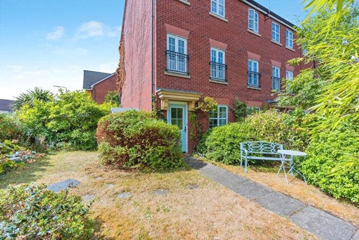 4 Bedroom Town House For Sale In Marland Way, Stretford, Manchester, M32