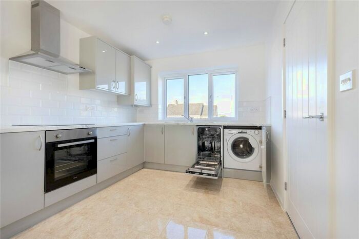 3 Bedroom Terraced House For Sale In Hill View Close, Ingoldisthorpe, King's Lynn, PE31