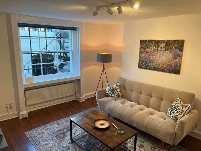 1 Bedroom Flat To Rent In Flat, , London, NW1