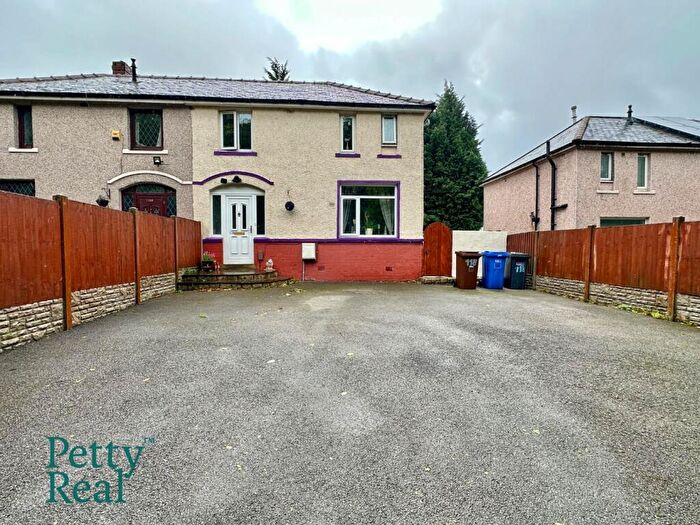 3 Bedroom Semi-Detached House For Sale In Hallam Road, Nelson, BB9