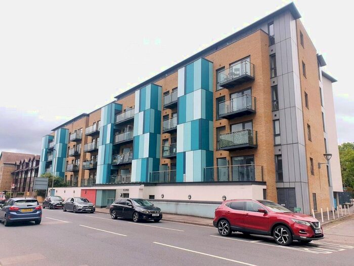 2 Bedroom Flat To Rent In Homesdale Road, Bromley, BR2