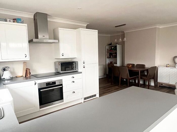 2 Bedroom Semi-Detached Bungalow For Sale In Holly Road, Blackfield, Southampton, SO45