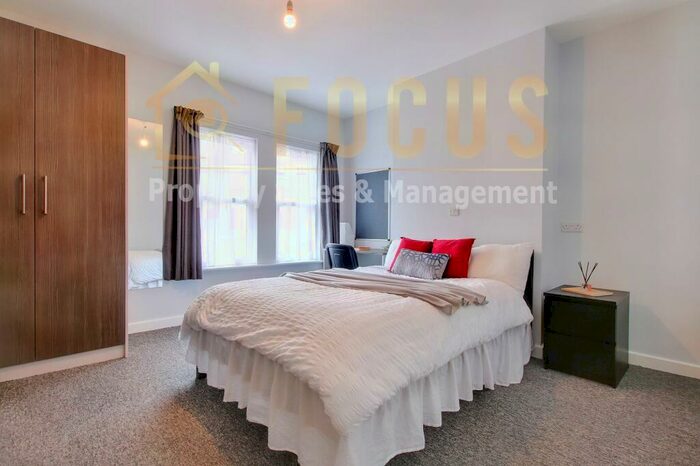 3 Bedroom Terraced House To Rent In St. Leonards Road, Leicester, LE2