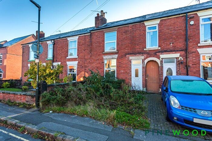 3 Bedroom Terraced House For Sale In Cobden Road, Chesterfield, Derbyshire, S40
