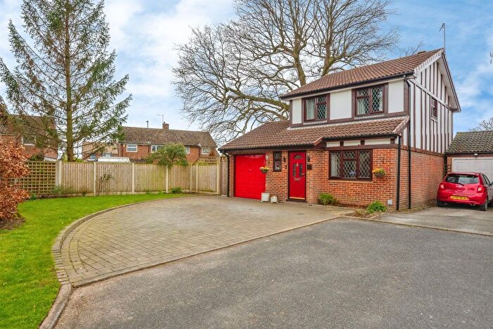 3 Bedroom Detached House For Sale In Redstart Close, Spondon, Derby, DE21