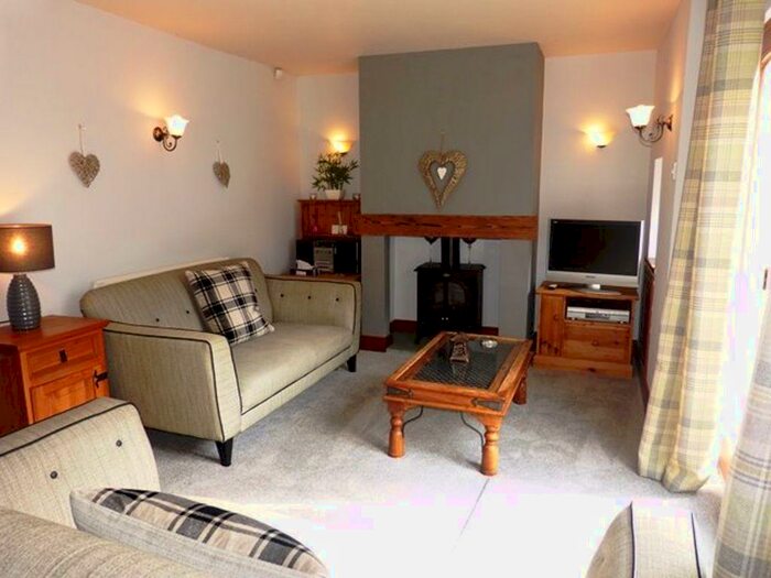 3 Bedroom Semi-Detached House To Rent In Bracken Barn, Wellhouse Farm, Bardsea, LA12