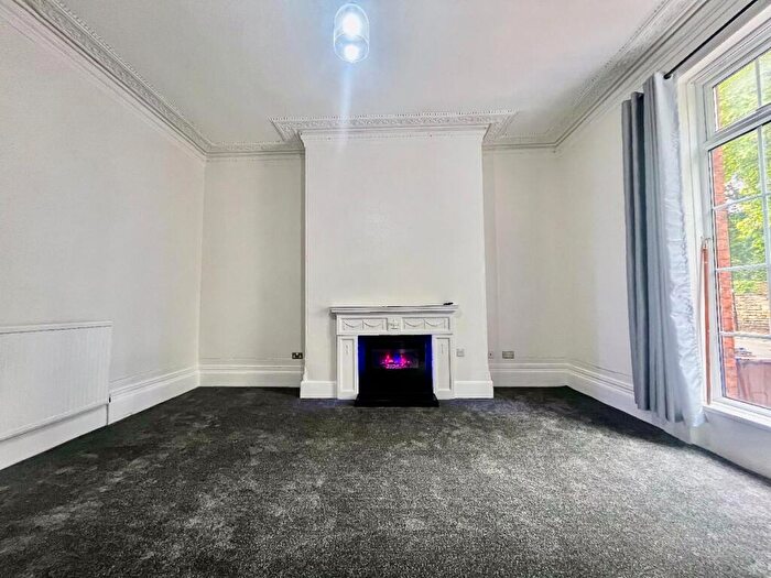 1 Bedroom Flat To Rent In Wharncliffe Road, Sheffield, S10