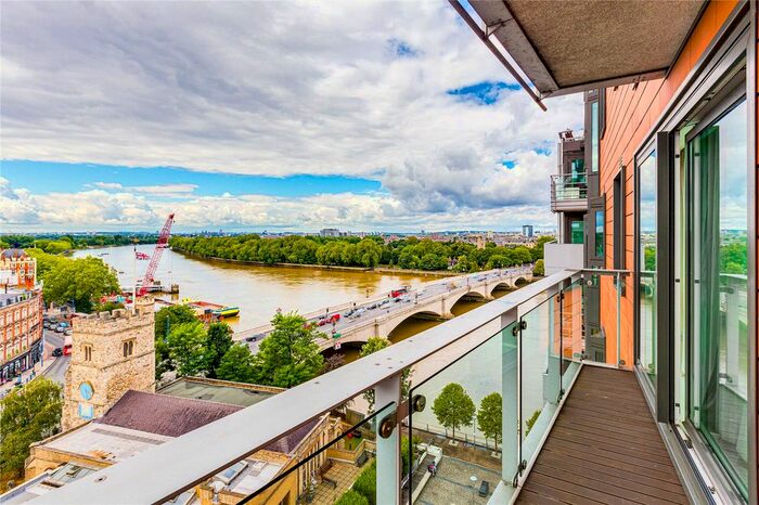 2 Bedroom Flat To Rent In Putney Wharf Tower, Brewhouse Lane, SW15