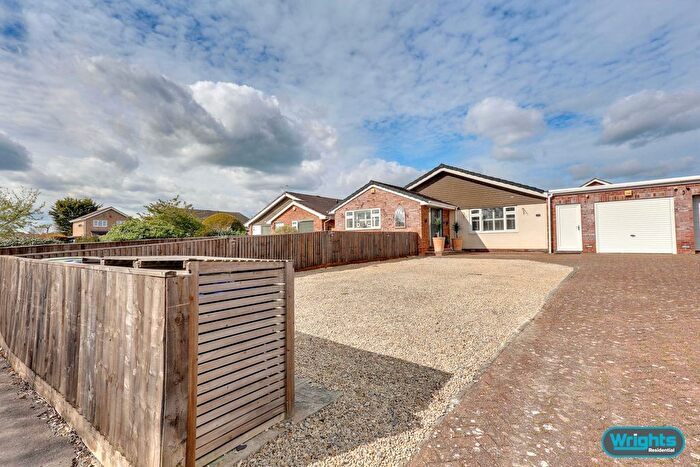 4 Bedroom Detached Bungalow For Sale In Silver Street Lane, Trowbridge, BA14