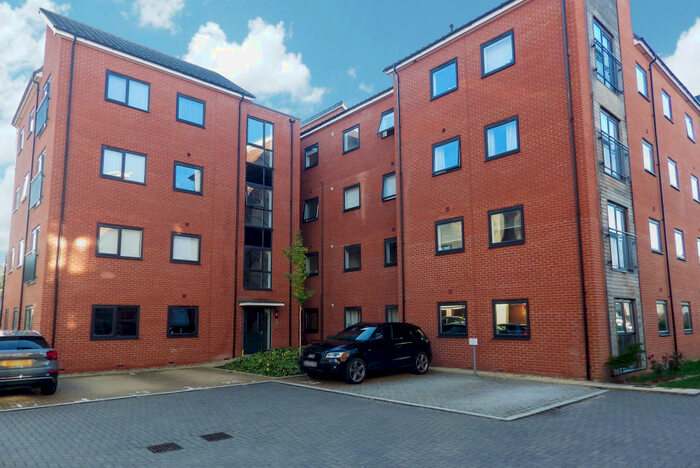 1 Bedroom Apartment To Rent In Boldison Close, Aylesbury, Buckinghamshire, HP19