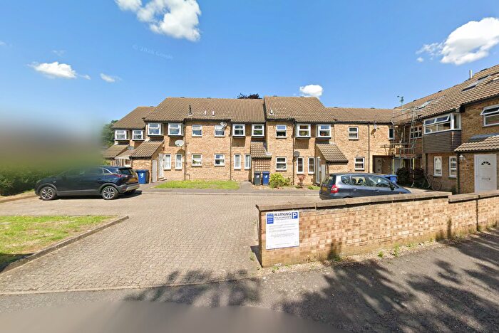 2 Bedroom Flat For Sale In Atherton Place, Southall, UB1