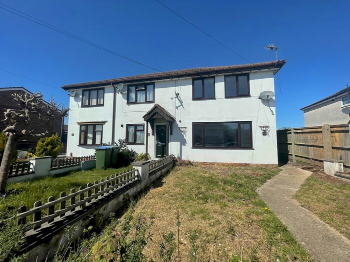 3 Bedroom Semi-Detached House To Rent In North East Road, Southampton, SO19