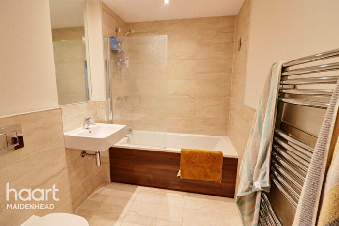 1 Bedroom Apartment For Sale In Alder House, Maidenhead, SL6