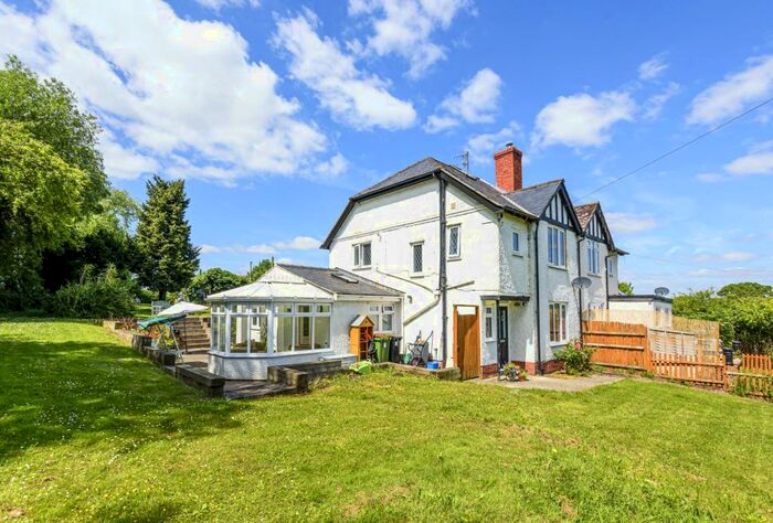 3 Bedroom Semi-Detached House For Sale In Eckington Road, Bredon, Tewkesbury, Worcestershire, GL20