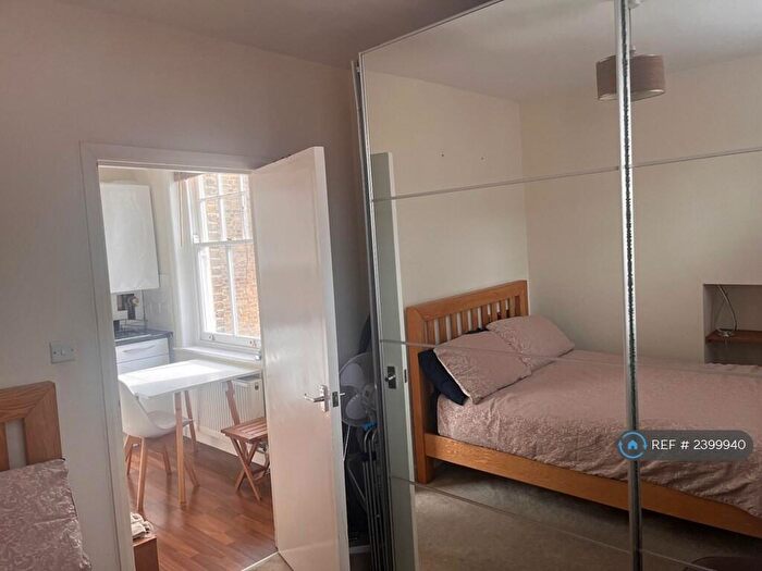 1 Bedroom Flat To Rent In Lisson House, London, NW1