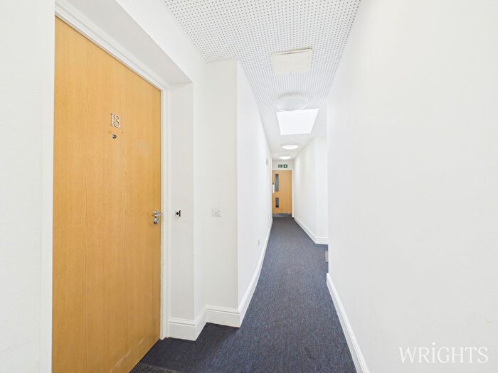 1 Bedroom Flat To Rent In Moors Walk, Welwyn Garden City, AL7
