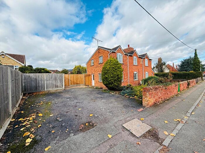 2 Bedroom Cottage To Rent In Church Road, Flitwick, MK45
