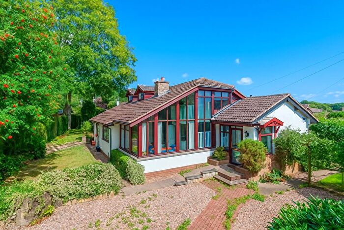 6 Bedroom Detached House For Sale In Lucy Hall Drive, Baildon, Shipley, West Yorkshire, BD17
