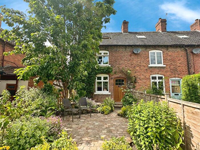 2 Bedroom End Of Terrace House For Sale In The Square, Oakamoor, Stoke-On-Trent, ST10