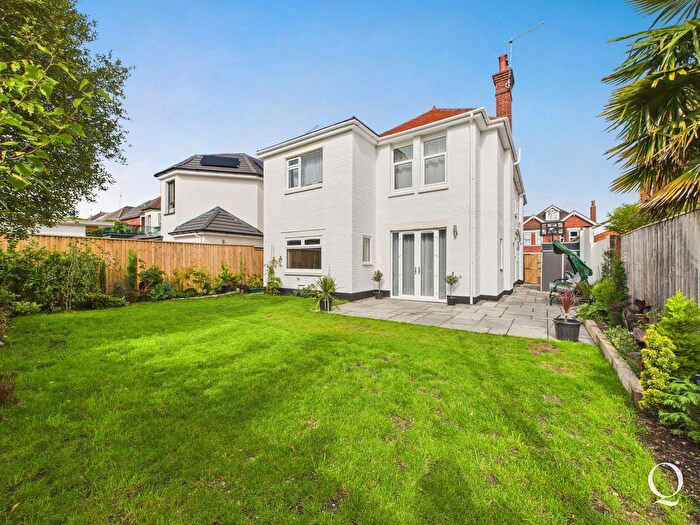 5 Bedroom Detached House For Sale In Pembroke Road, Alum Chine, BH4