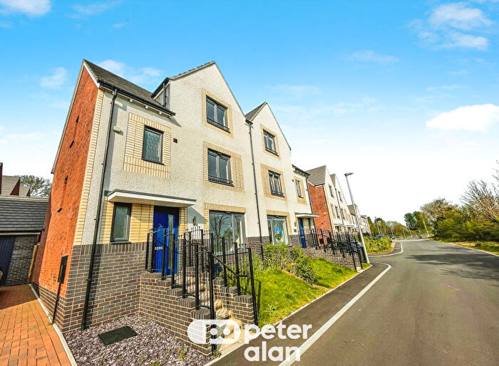 4 Bedroom Semi-Detached House To Rent In Dol Isaf, Radyr, Cardiff, CF15