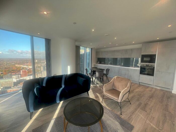 2 Bedroom Flat To Rent In The Blade, Silvercroft Street, Manchester, M15
