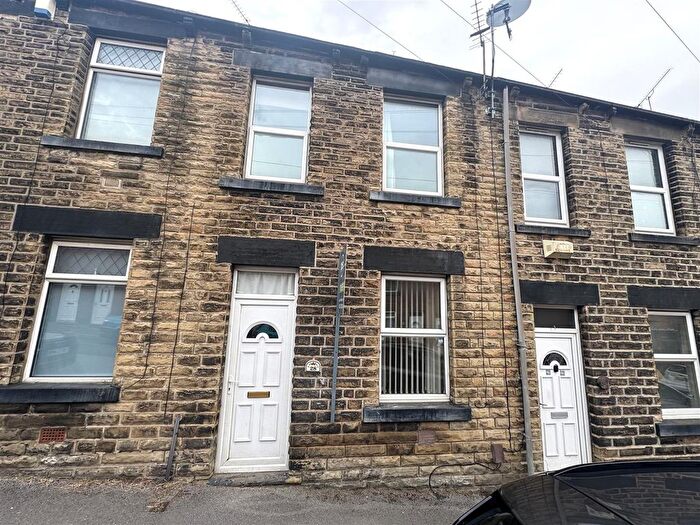 3 Bedroom Terraced House To Rent In Sherwood Street, Barnsley, S71