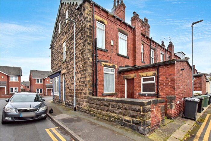 4 Bedroom Terraced House For Sale In Bentley Lane, Leeds, West Yorkshire, LS6