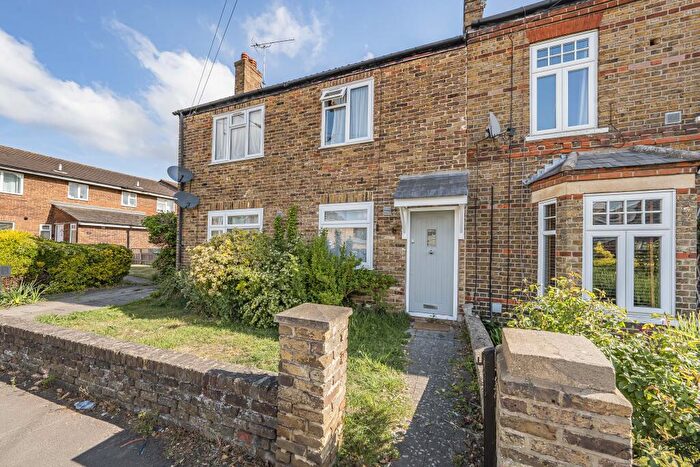 2 Bedroom Maisonette To Rent In Horton Road, , Datchet, SL3