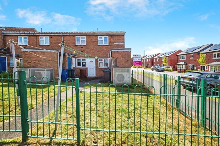1 Bedroom Flat For Sale In Heather Walk, Bolton-upon-Dearne, Rotherham, S63