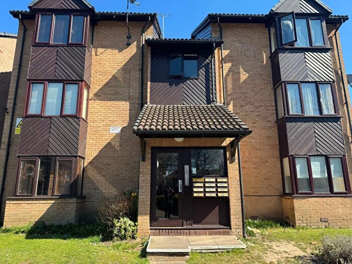 Property To Rent In Pycroft Way, London, N9