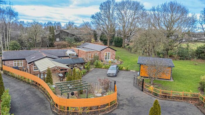 4 Bedroom Detached Bungalow For Sale In Cuerdon Drive, Thelwall, Warrington, WA4