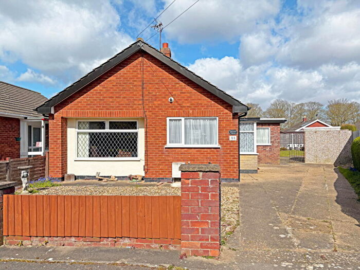 3 Bedroom Detached Bungalow For Sale In Albany Close, Skegness, Lincolnshire, PE25