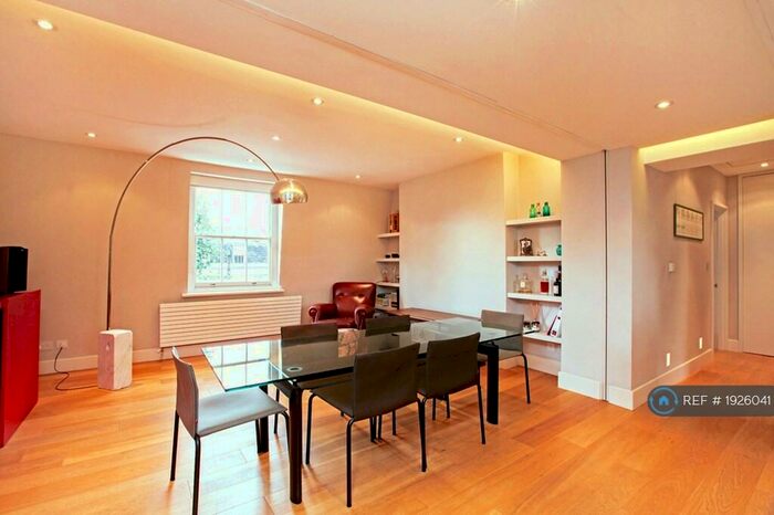 3 Bedroom Maisonette To Rent In Cloudesley Street, London, N1