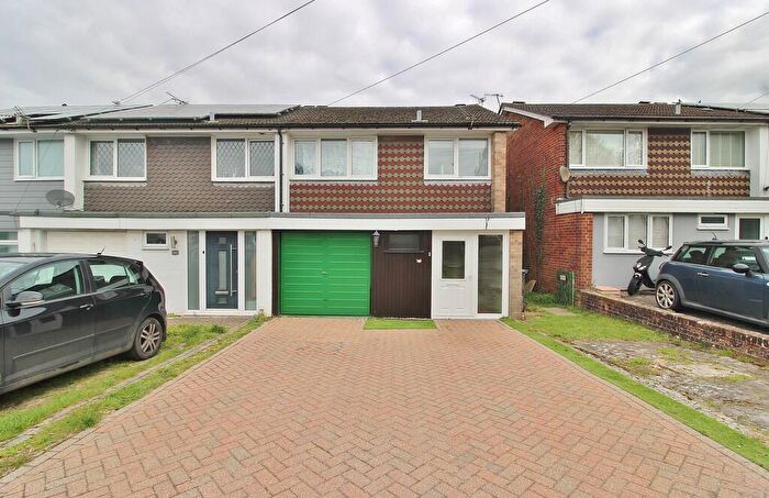 3 Bedroom End Of Terrace House For Sale In Kennedy Close, Purbrook, Waterlooville, PO7