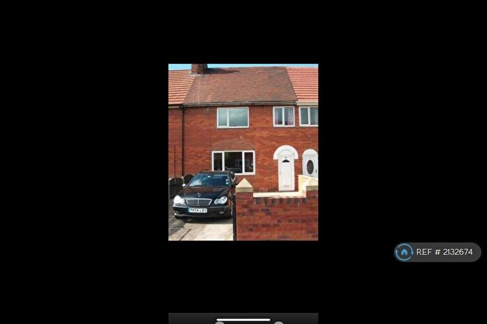 3 Bedroom Semi-Detached House To Rent In Goldthorpe, Goldthorpe, S63