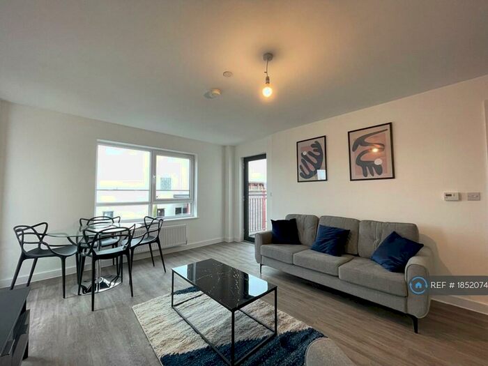 2 Bedroom Flat To Rent In Hurst Street, Liverpool, L1