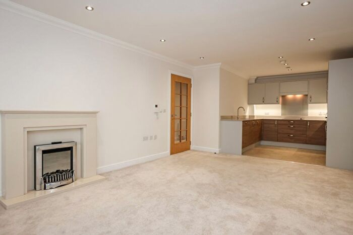 2 Bedroom Flat To Rent In Castle View Retirement Village, Helston Lane, SL4