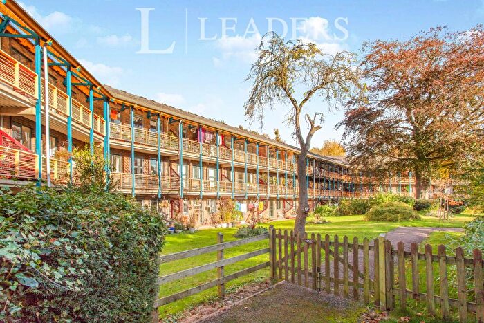 1 Bedroom Apartment To Rent In Queensway, CB1