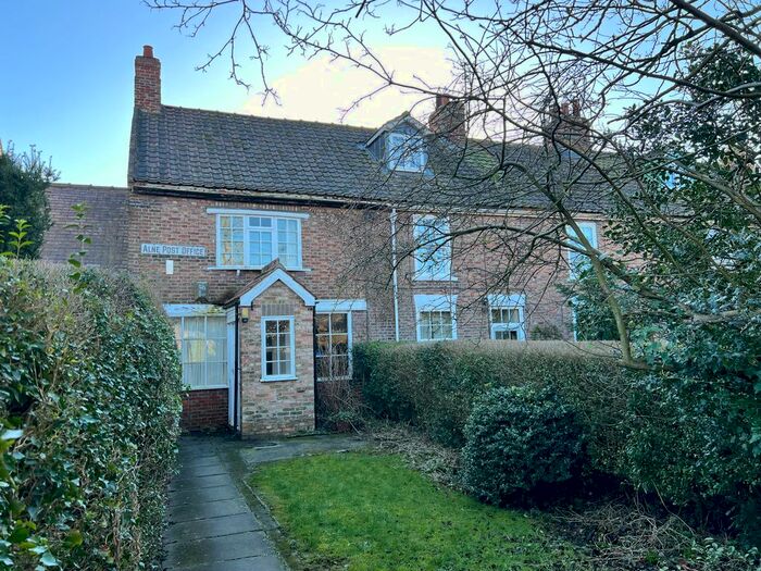 3 Bedroom Cottage For Sale In Main Street, Alne, York, YO61