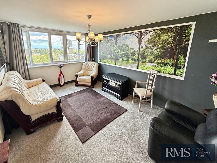 1 Bedroom Flat For Sale In Wyndham Avenue, Newcastle Upon Tyne, NE3