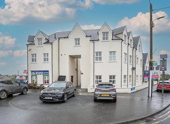 2 Bedroom Flats For Sale In Apt, Miskelly Court, Ballynahinch, BT24