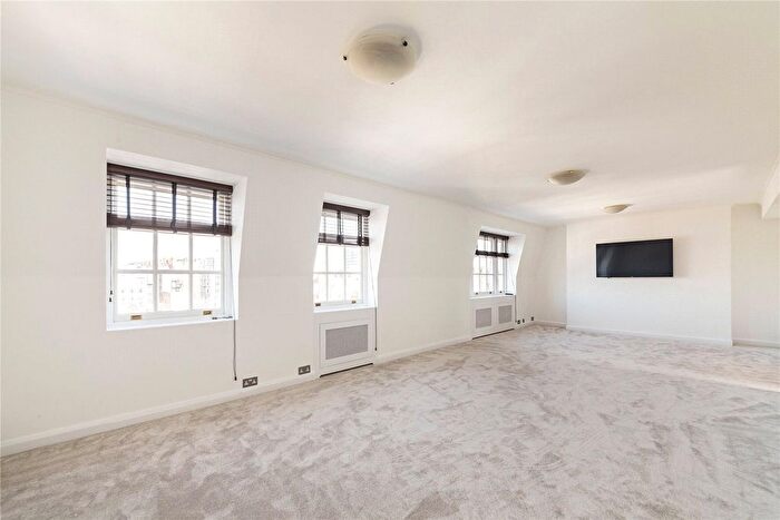 3 Bedroom Flat To Rent In Crawford Street, London, W1H