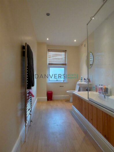 3 Bedroom Terraced House To Rent In Bruce Street, Leicester, LE3