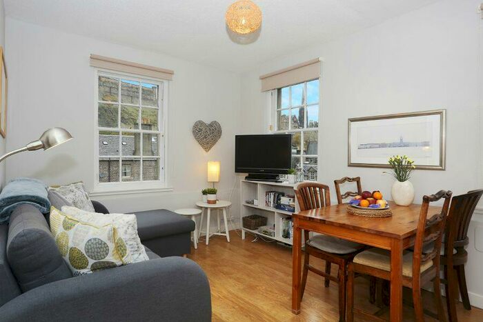 1 Bedroom Flat To Rent In , Webstersland, Edinburgh, EH1