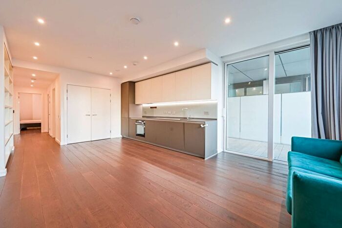 3 Bedroom Flat To Rent In Asteria House, East Village, Stratford, London, E20