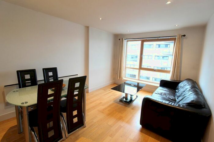 1 Bedroom Flat To Rent In Clarence House, The Boulevard, Leeds, West Yorkshire, LS10
