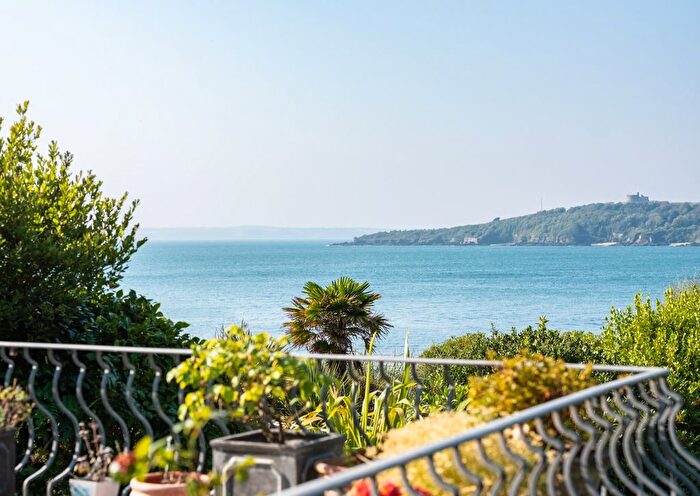 4 Bedroom Detached House For Sale In Castle Drive, St Mawes, TR2