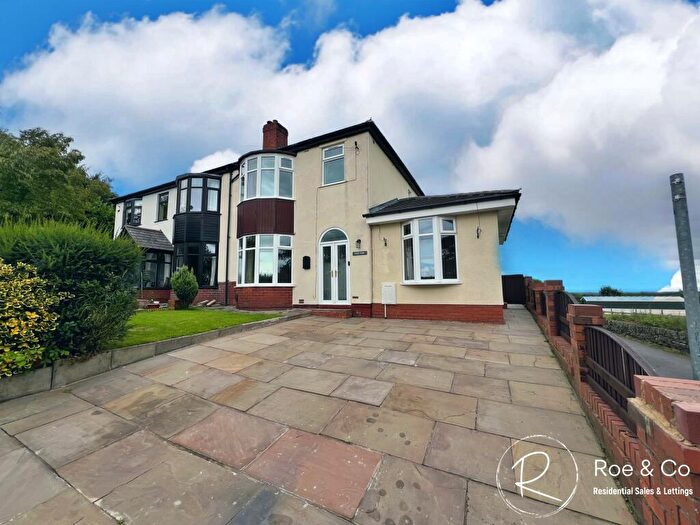 3 Bedroom Semi-Detached House To Rent In New Chapel Lane, Horwich, BL6